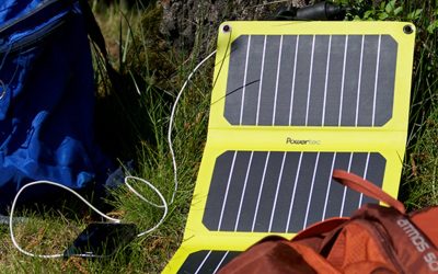Top 3 des randonnées : pensez à votre chargeur solaire portable !