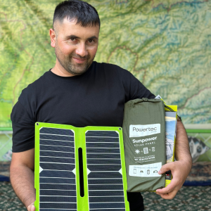 un témoignage panneau solaire powertec au Pamir