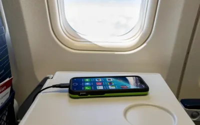 Batterie externe en avion Emirates : règles et limites 2025
